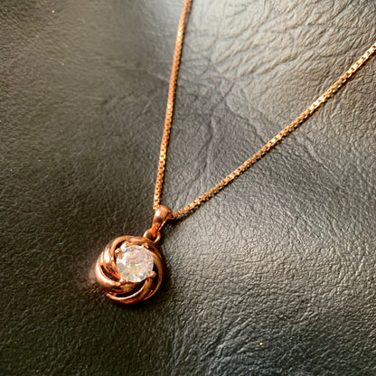 Round Shaping Necklace Rose Gold Pure Silver