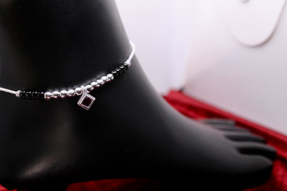Black Beads Adjustable Silver Anklet
