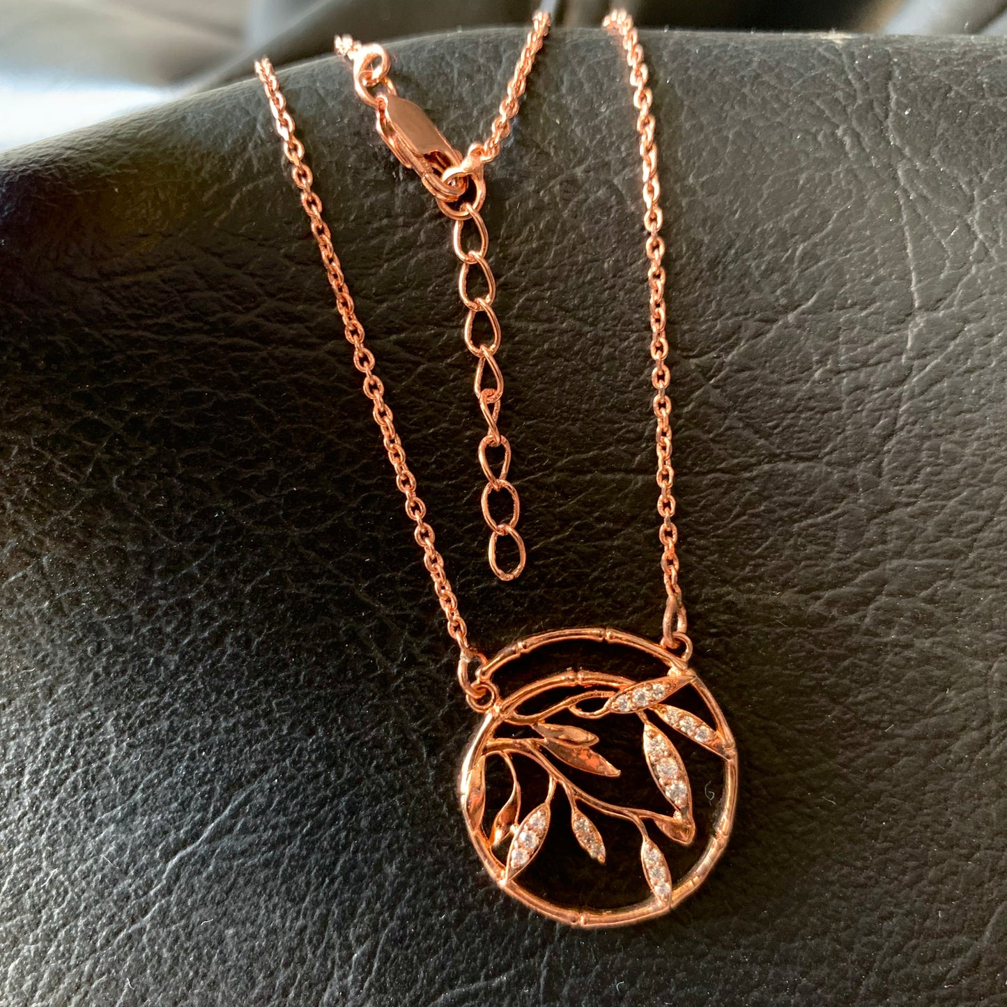 Modern Necklace Rose Gold Pure Silver