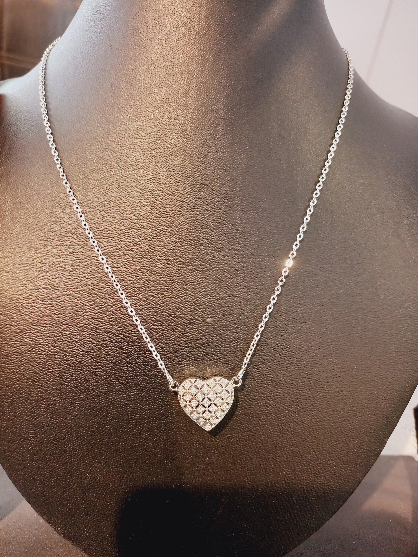 Heart Chain Pendant - Silver Jewelery 925